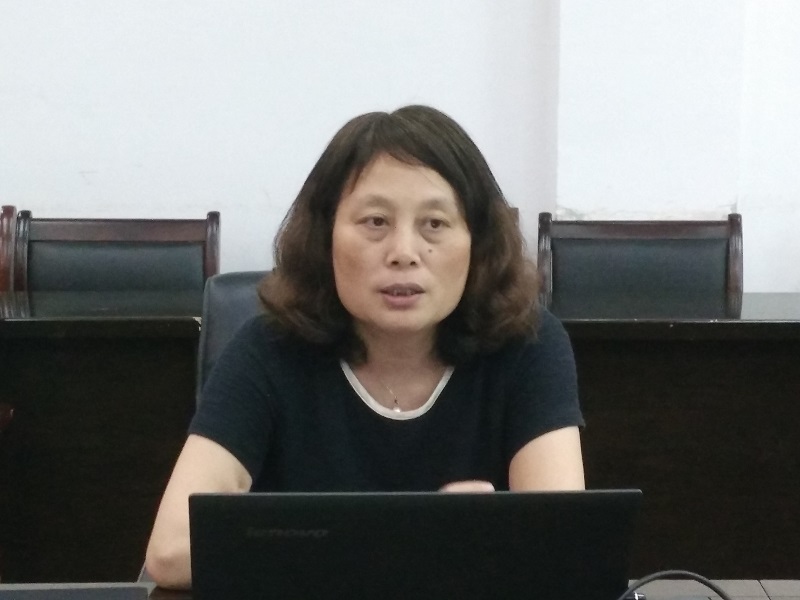 2 20180611 张书记为发展对象授课.jpg