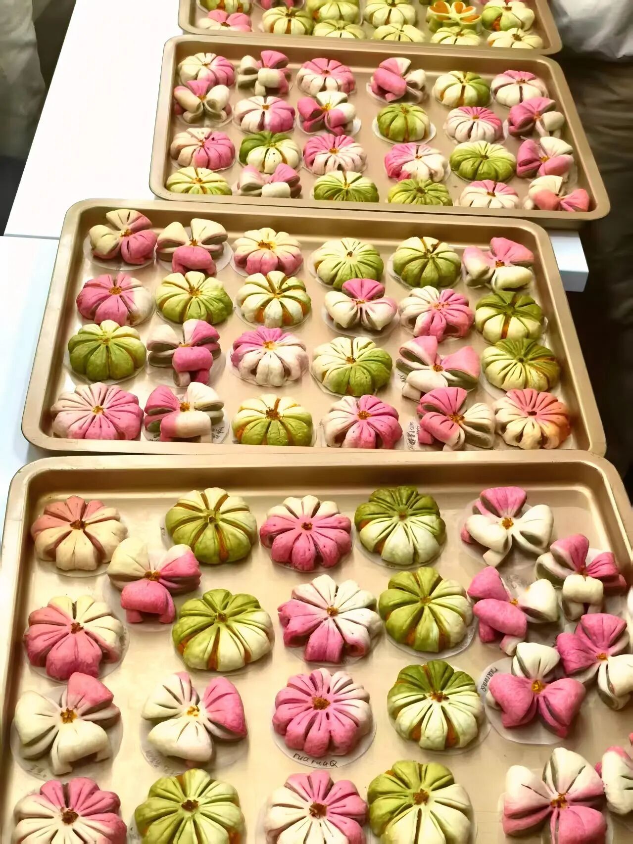 江西青年职业学院开展传统花酥制作技艺传承实践活动
