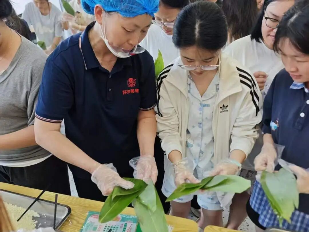 粽叶飘香迎端午 文化传承润人心——江西青年职业学院“一站式”学生社区端午主题活动温情举行